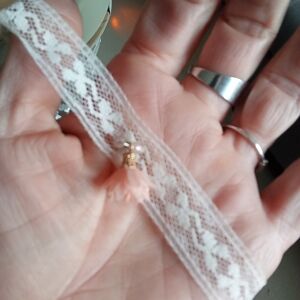 Elegant Lace and Pearl Necklace